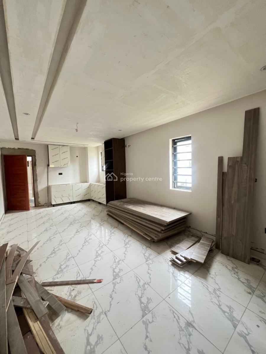Budget Friendly 2 Bedroom Apartment Located in a Highbrow Area, Chevron, Lekki, Lagos, Flat / Apartment for Sale