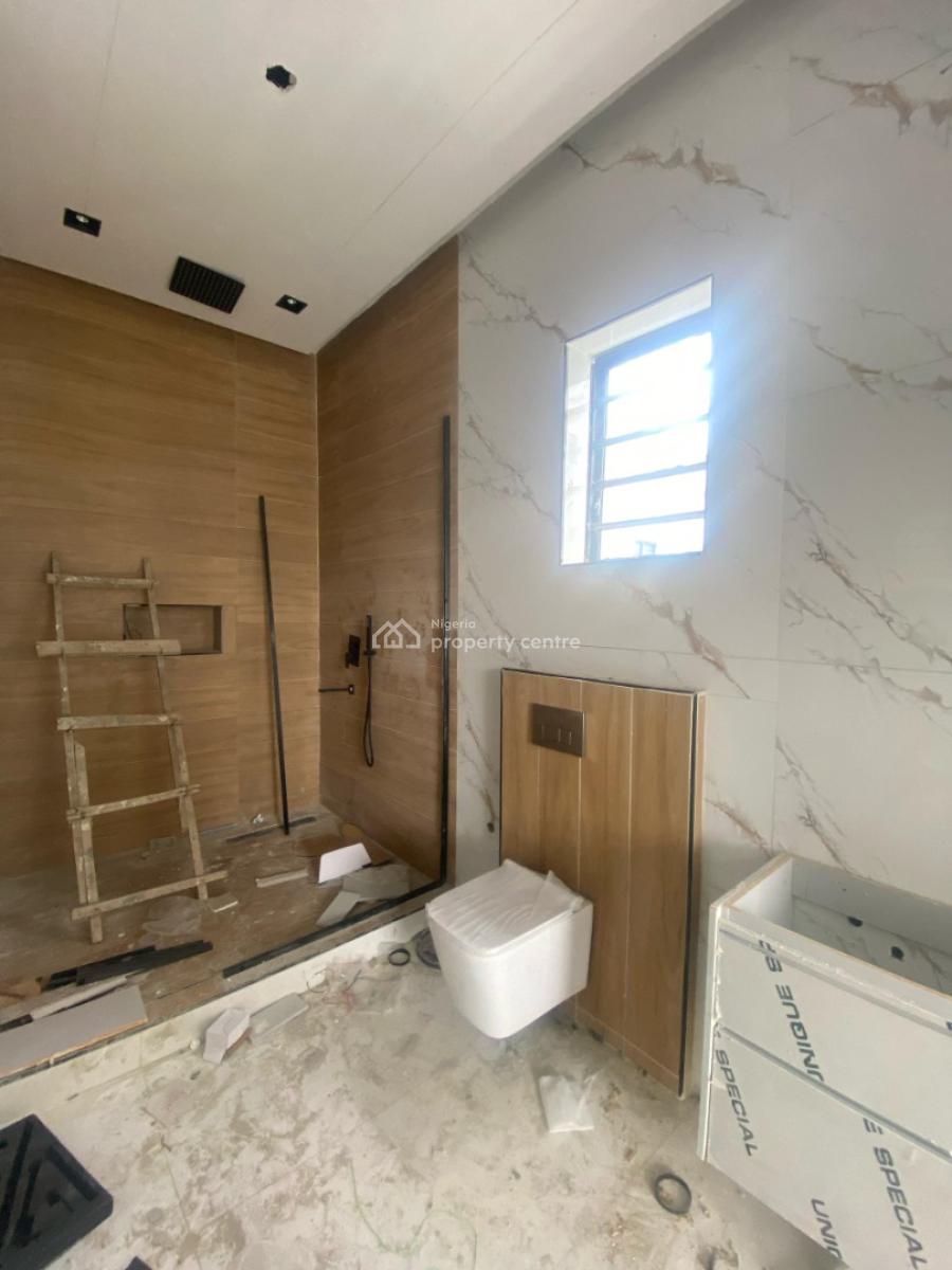 Luxury Living at Its Finest: 5-bedroom Fully Detached Duplex with Bq, Vgc, Lekki, Lagos, Detached Duplex for Sale