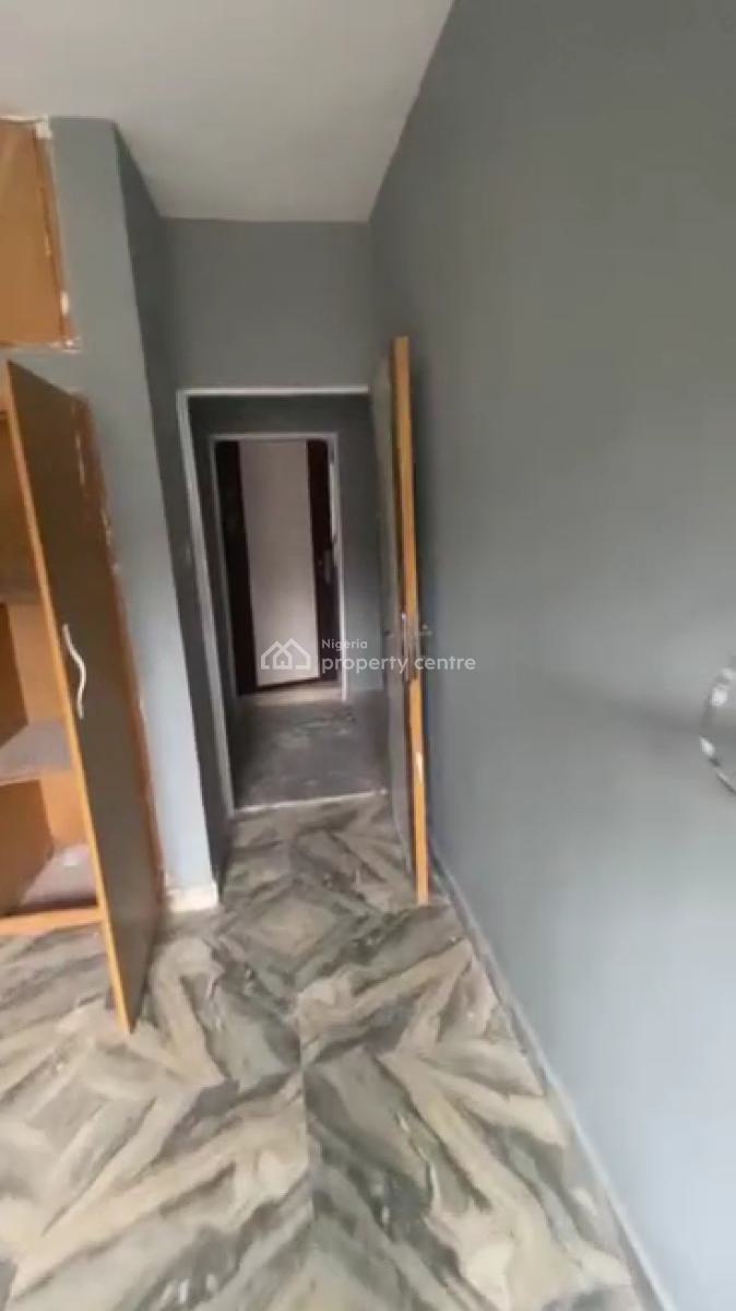 Massively Spacious Three  (3) Bedrooms Flat with All Rooms Ensuite, Folagoro, Shomolu, Lagos, Flat / Apartment for Rent