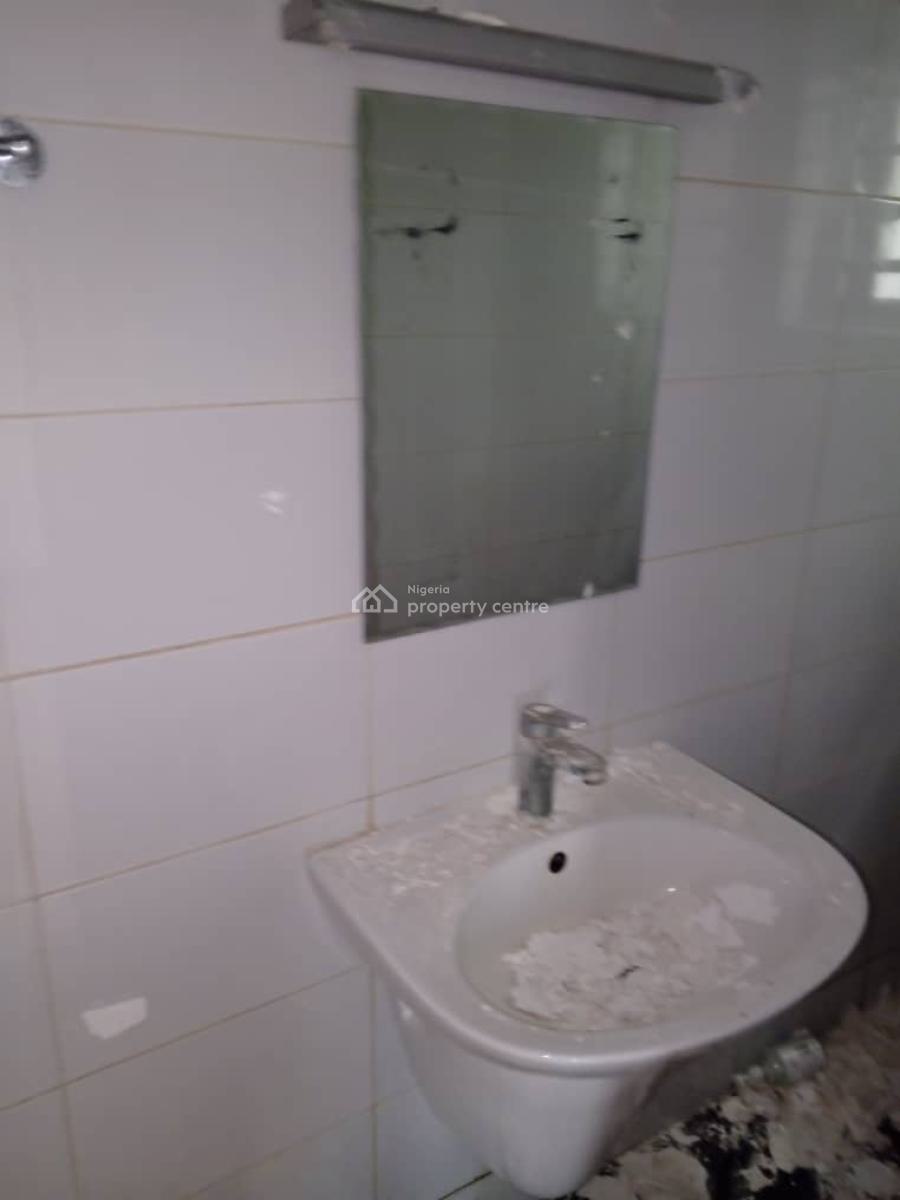 a Clean and Standard 3 Bedroom in an Estate, Ebute Metta East, Yaba, Lagos, Flat / Apartment for Rent