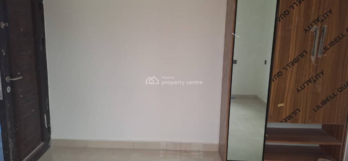 Clean 2 Bedroom Flat Available, Off Admiralty, Lekki Phase 1, Lekki, Lagos, Flat / Apartment for Rent