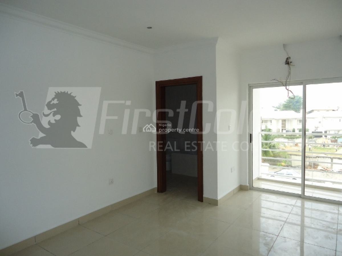 Serene and Spacious Contemporary 3 Bedroom Terraced Duplex, Lekki Phase 1, Lekki, Lagos, Terraced Duplex for Rent