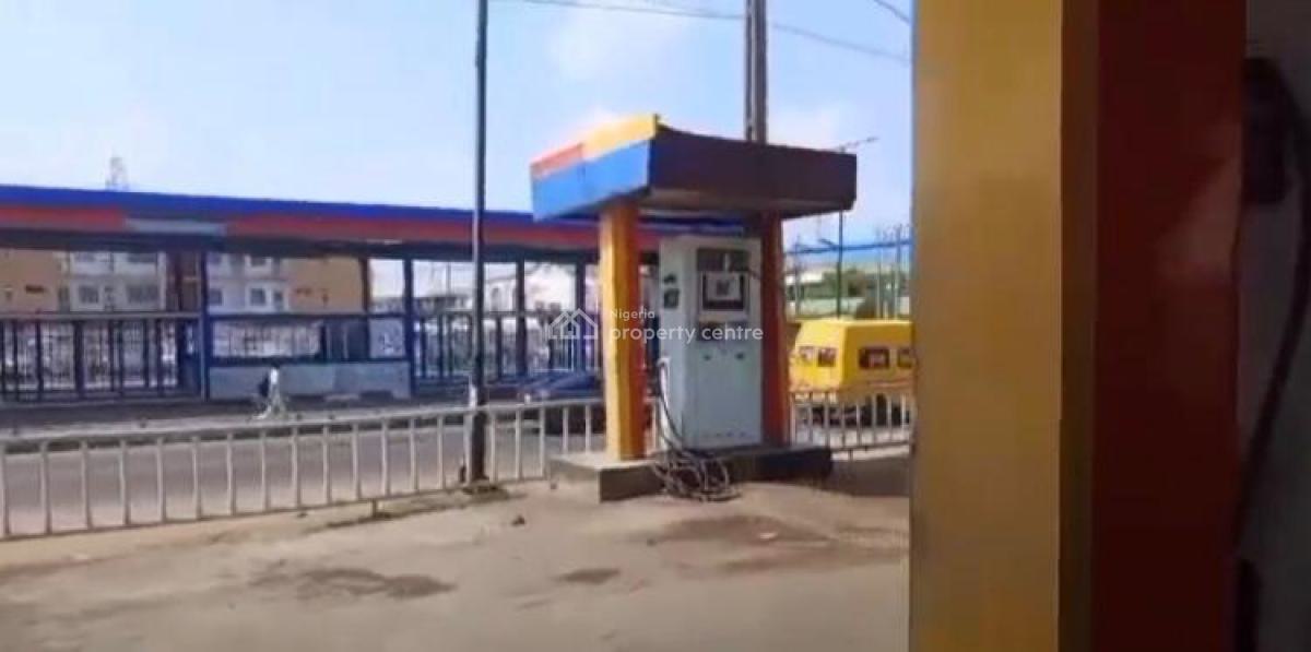Fully Functional Petrol Station + Commercial & Office Spaces, Lagos - Abeokuta Expressway, Ipaja, Lagos, Filling Station for Sale