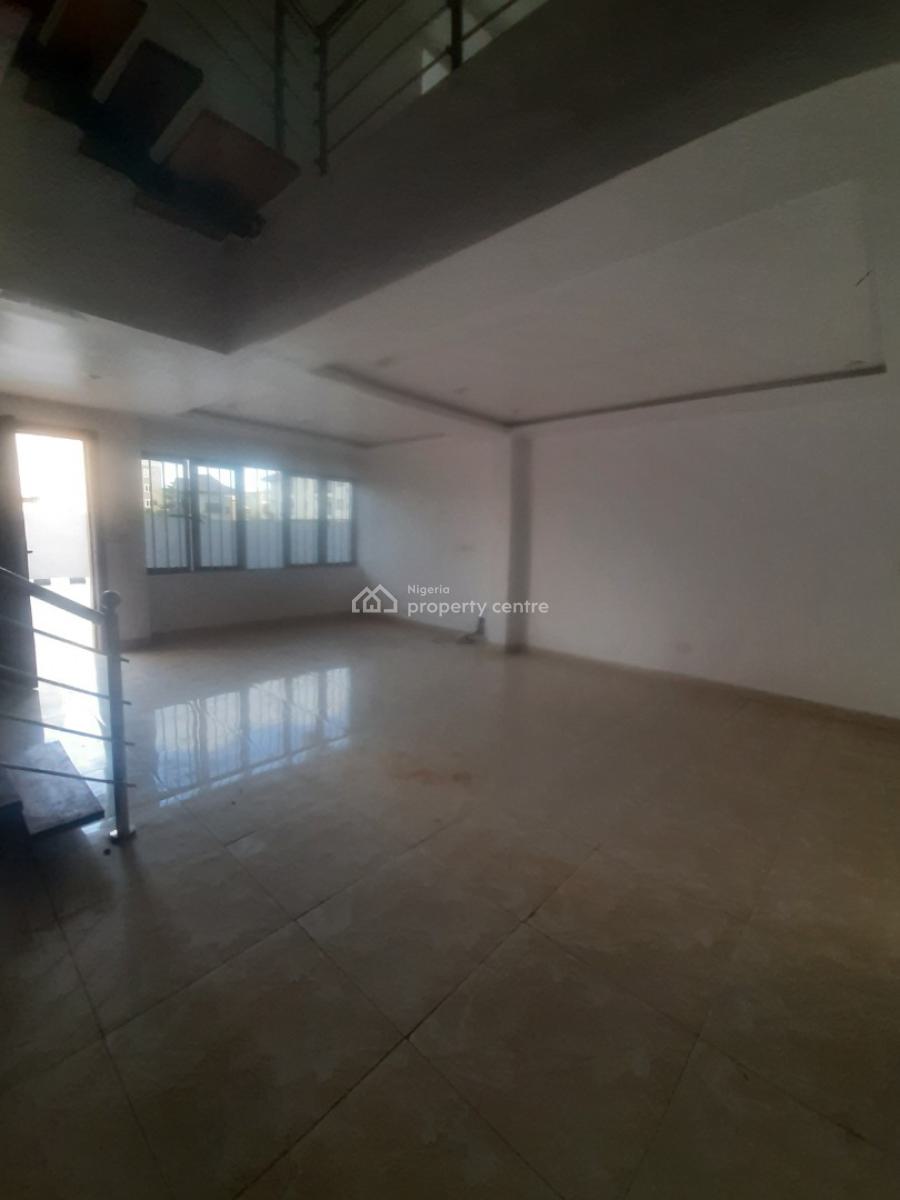 Newly Built and Serviced with 24/7 Power Supply 4 Bedroom En-suite Townhouse, Lekki Phase 1, Lekki, Lagos, Terraced Duplex for Rent