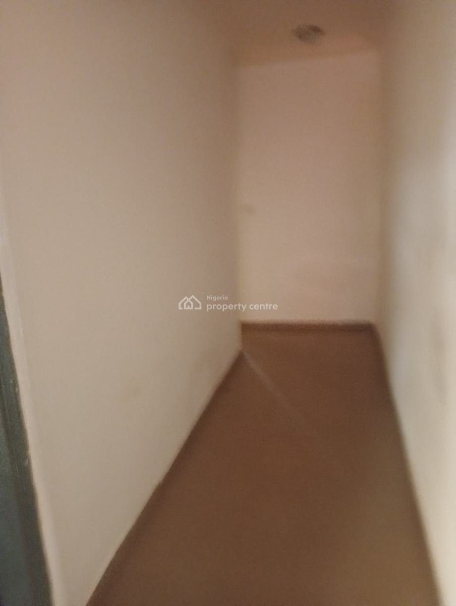 2 Bedroom Standard Apartment, Wuye, Abuja, Flat / Apartment for Rent