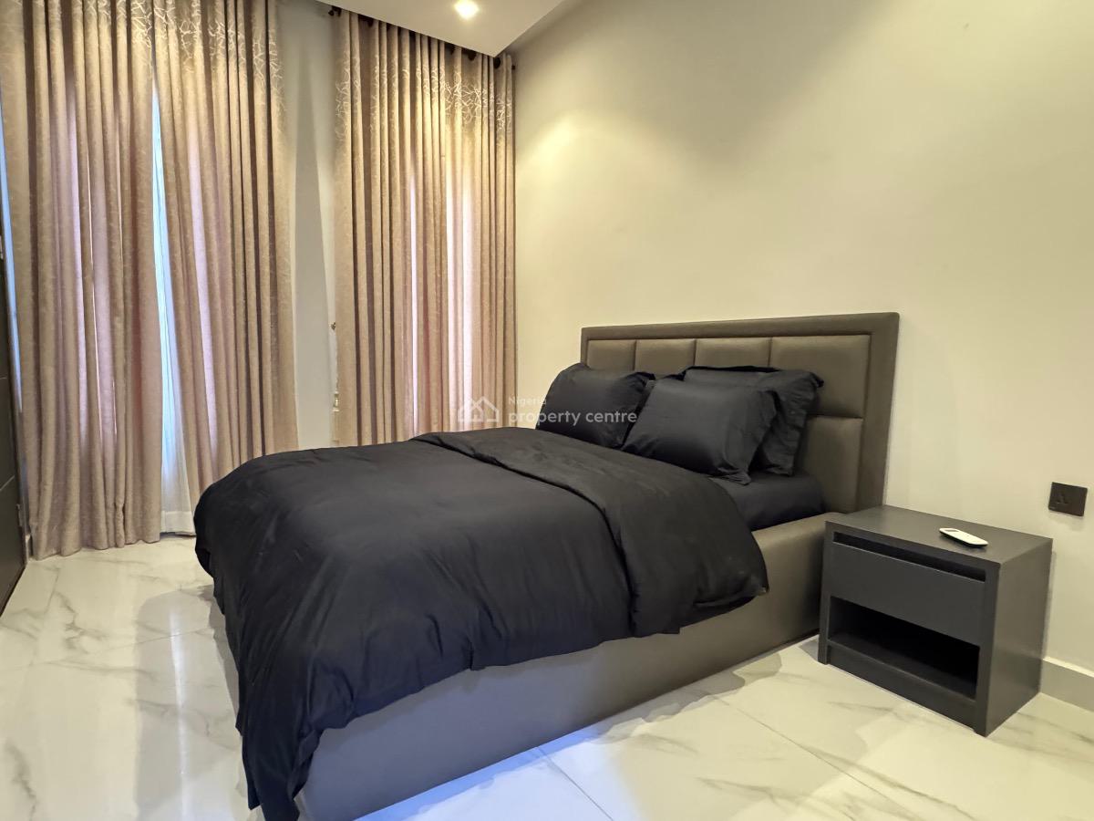 3 Bedroom Apartment with Swimming, Poo  and  Ps5, Lekki Phase 1, Lekki, Lagos, Flat / Apartment Short Let