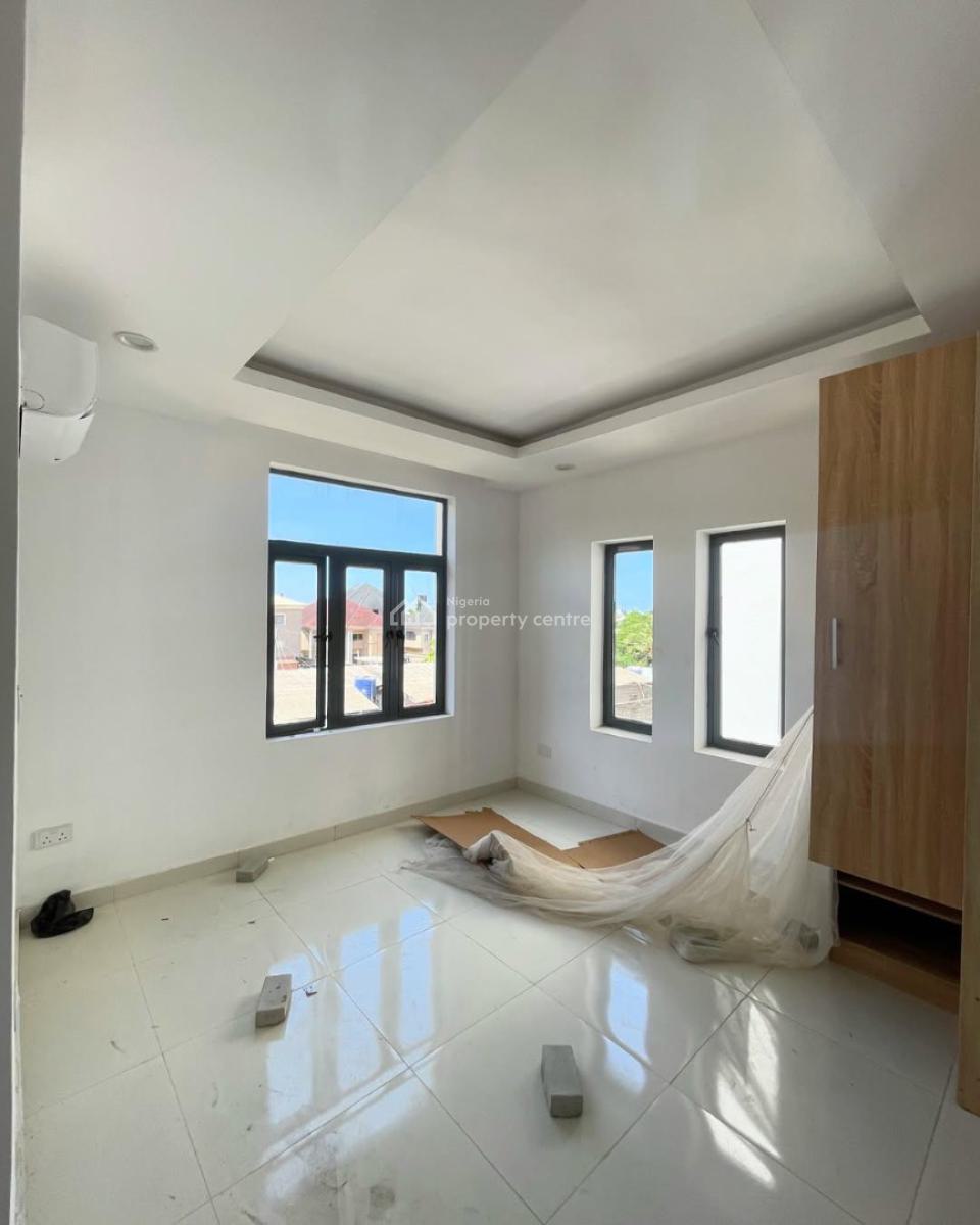Luxury 2 Bedroom Apartment, Before Chevron Traffic Light, Lekki, Lagos, Flat / Apartment for Rent