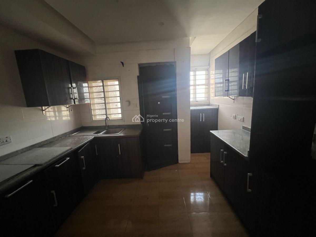 5 Bedroom Terrace Duplex Self Compound with Gate House and Compound, Lekki Phase 1, Lekki, Lagos, Terraced Duplex for Rent
