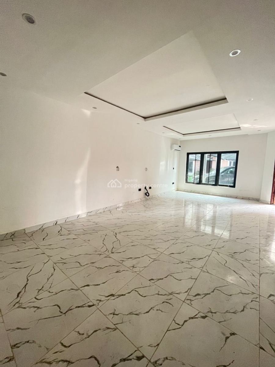 4 Bedrooms Duplex with Premium Finishing, Lekki Phase 1, Lekki, Lagos, Terraced Duplex for Sale