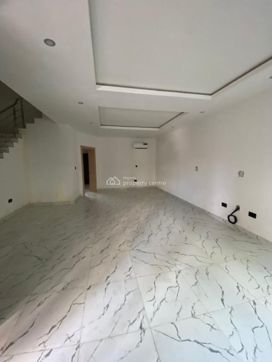 4 Bedrooms Duplex with Premium Finishing, Lekki Phase 1, Lekki, Lagos, Terraced Duplex for Sale