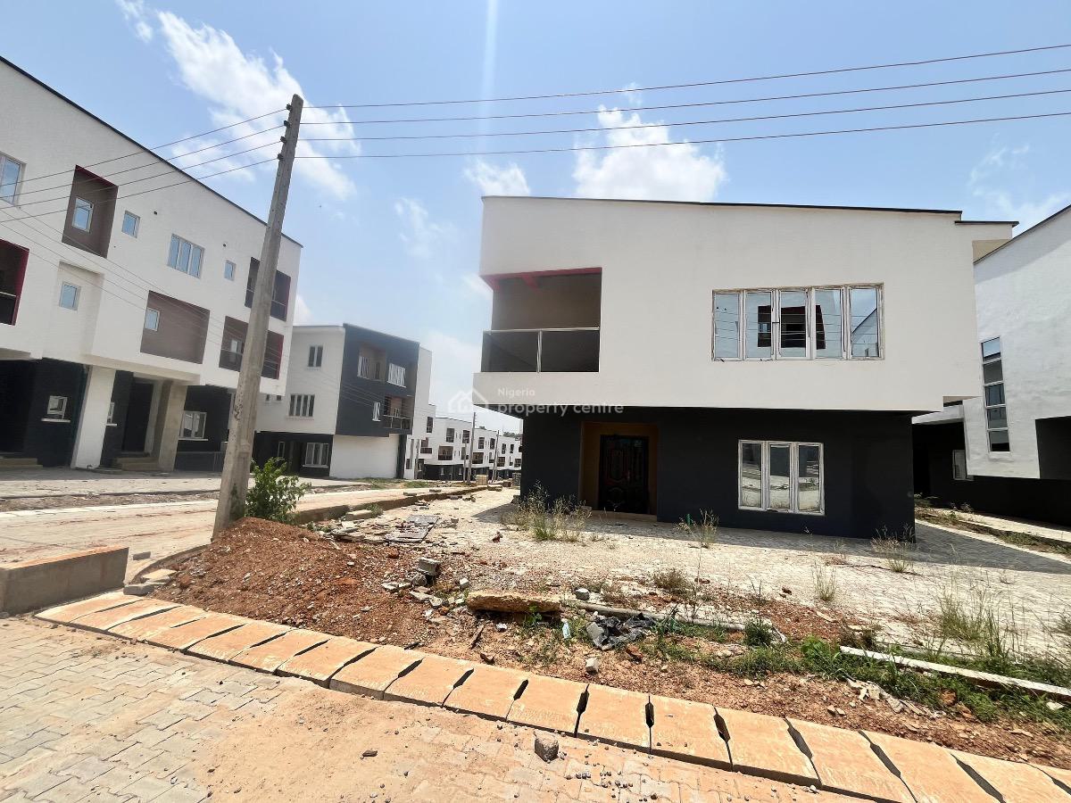 4 Bedroom  Fully Detached, Games Village, Kaura, Abuja, Detached Duplex for Sale