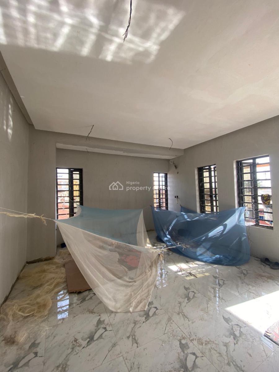 Newly Built Standard 3 Bedroom, Akoka, Yaba, Lagos, Flat / Apartment for Sale