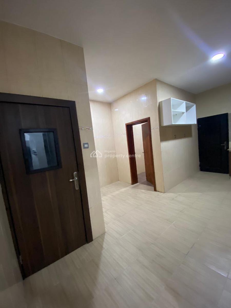 5 Bedroom Duplex with Bq, Off Lekki County, Ikota, Lekki, Lagos, Detached Duplex for Rent