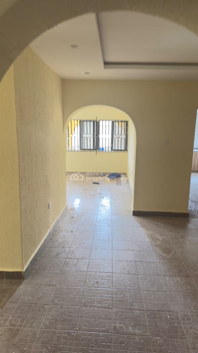 Very Spacious Renovated 3 Bedroom Flat (downstairs ), Omole Phase 2, Ikeja, Lagos, Flat / Apartment for Rent