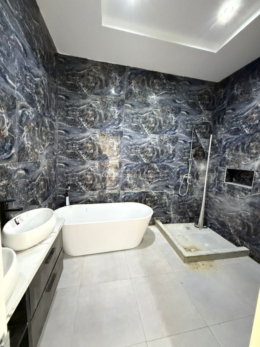 3 Bedroom & Bq Semi-detached Swimming Pool, Gardens, Kajuru, Kaduna, Semi-detached Duplex for Sale