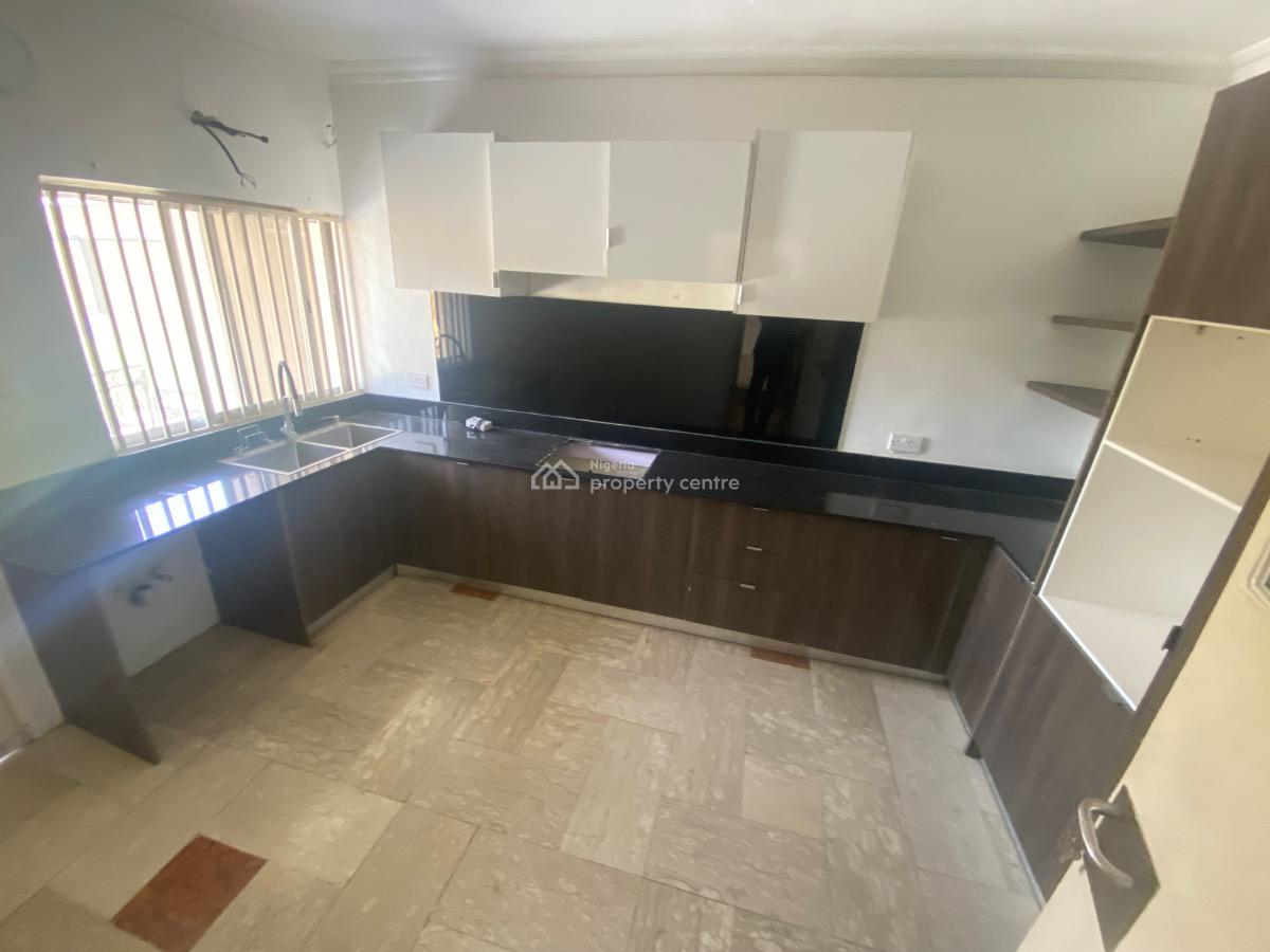 4 Bedroom Semi Detached House with a Room Bq, Femi Okunnu Phase 1 Estate, Osapa, Lekki, Lagos, Semi-detached Duplex for Rent