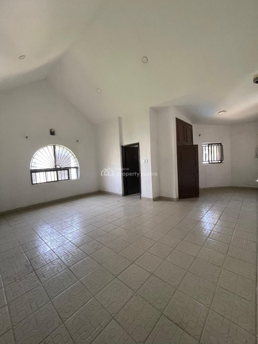 3 Bedrooms Penthouse with Bq, Lekki Phase 1, Lekki, Lagos, Flat / Apartment for Rent