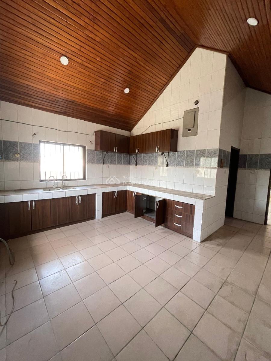 3 Bedroom Flat with Bq, Lekki Phase 1, Lekki, Lagos, Flat / Apartment for Rent