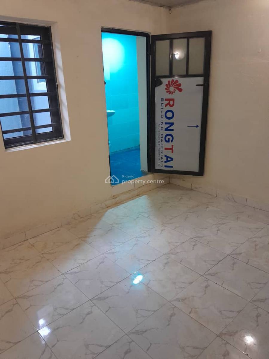1 Bedroom Flat, Adeola Adeleye Street, Ilupeju, Lagos, Mini Flat (room and Parlour) for Rent