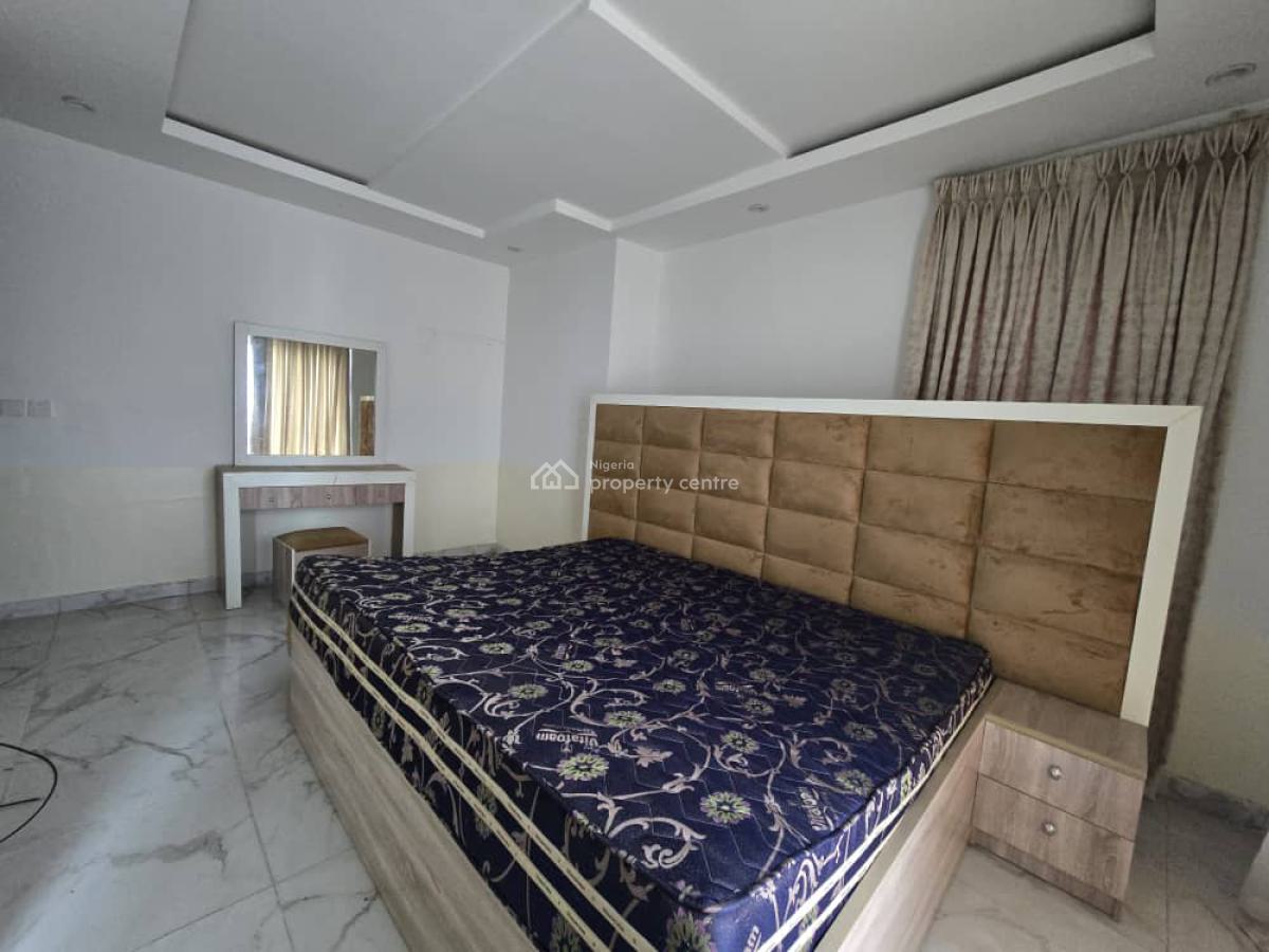 2 Bedrooms Apartment, Periwinkle Estate, Lekki Phase 1, Lekki, Lagos, Flat / Apartment for Rent
