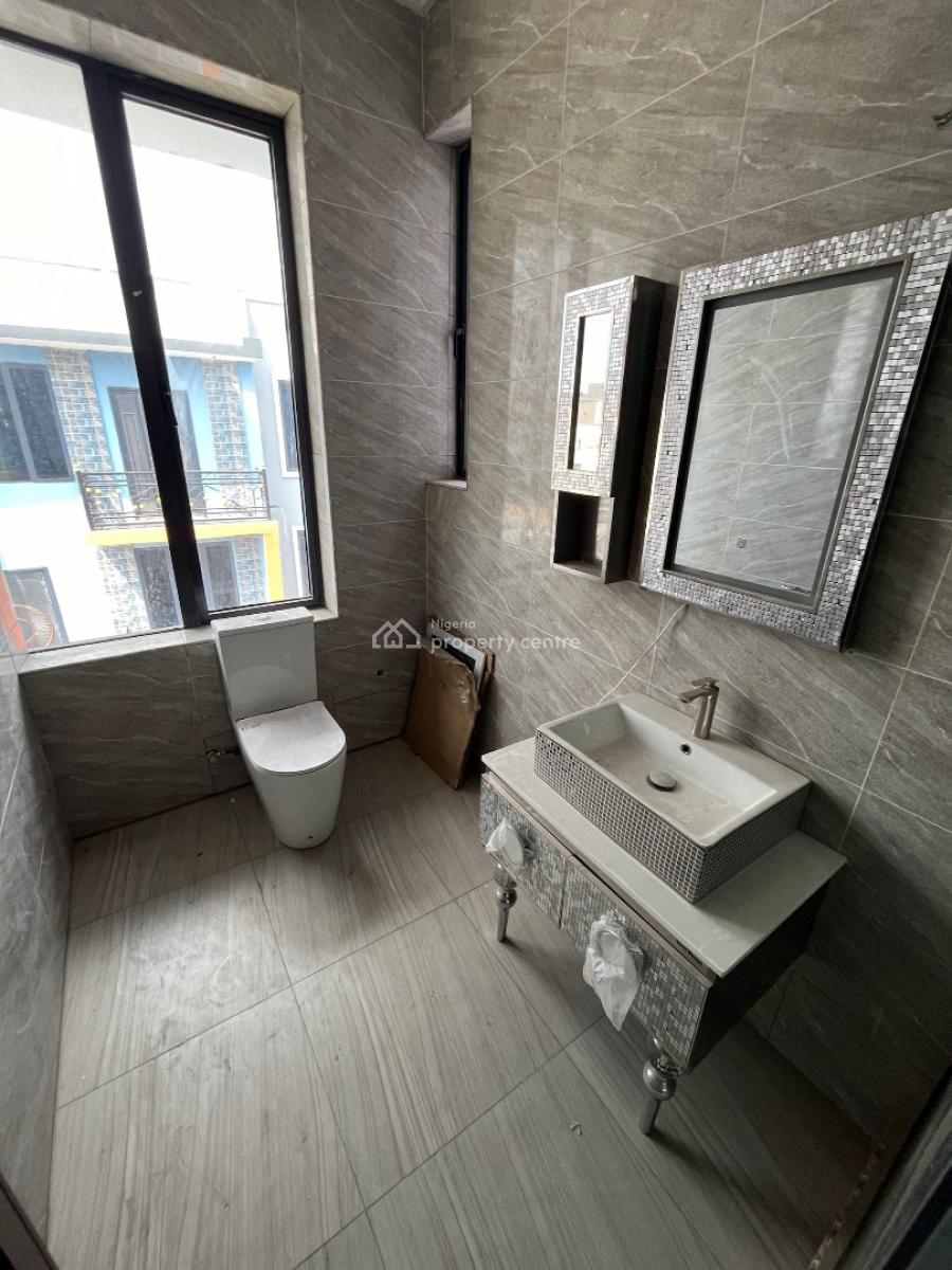 Luxury Finished 4 Bedrooms Terrace, Yaba, Lagos, Terraced Duplex for Sale