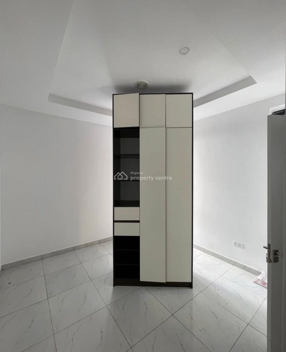 Two Bedroom Apartment, Agungi, Lekki, Lagos, Flat / Apartment for Sale