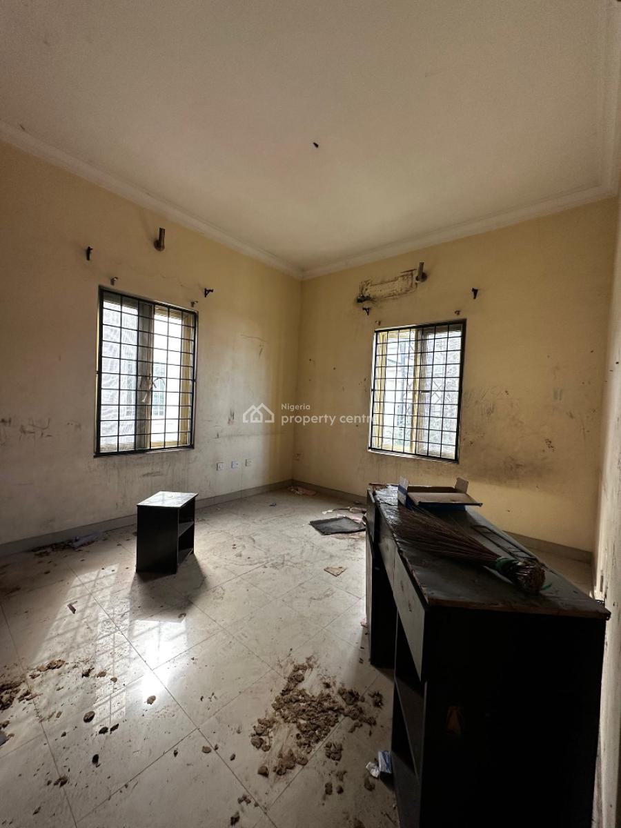 5 Bedroom  Duplex with 2-room Bq, Lekki Phase 1, Lekki, Lagos, Semi-detached Duplex for Rent
