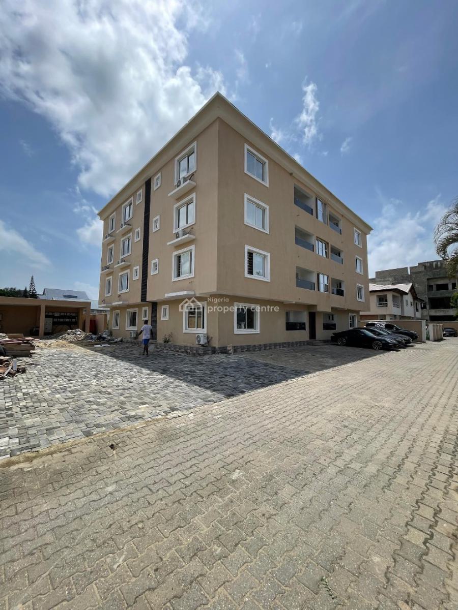 3 Bedroom Flat Apartment with a Room Bq, Lekki Phase 1, Lekki, Lagos, Flat / Apartment for Sale