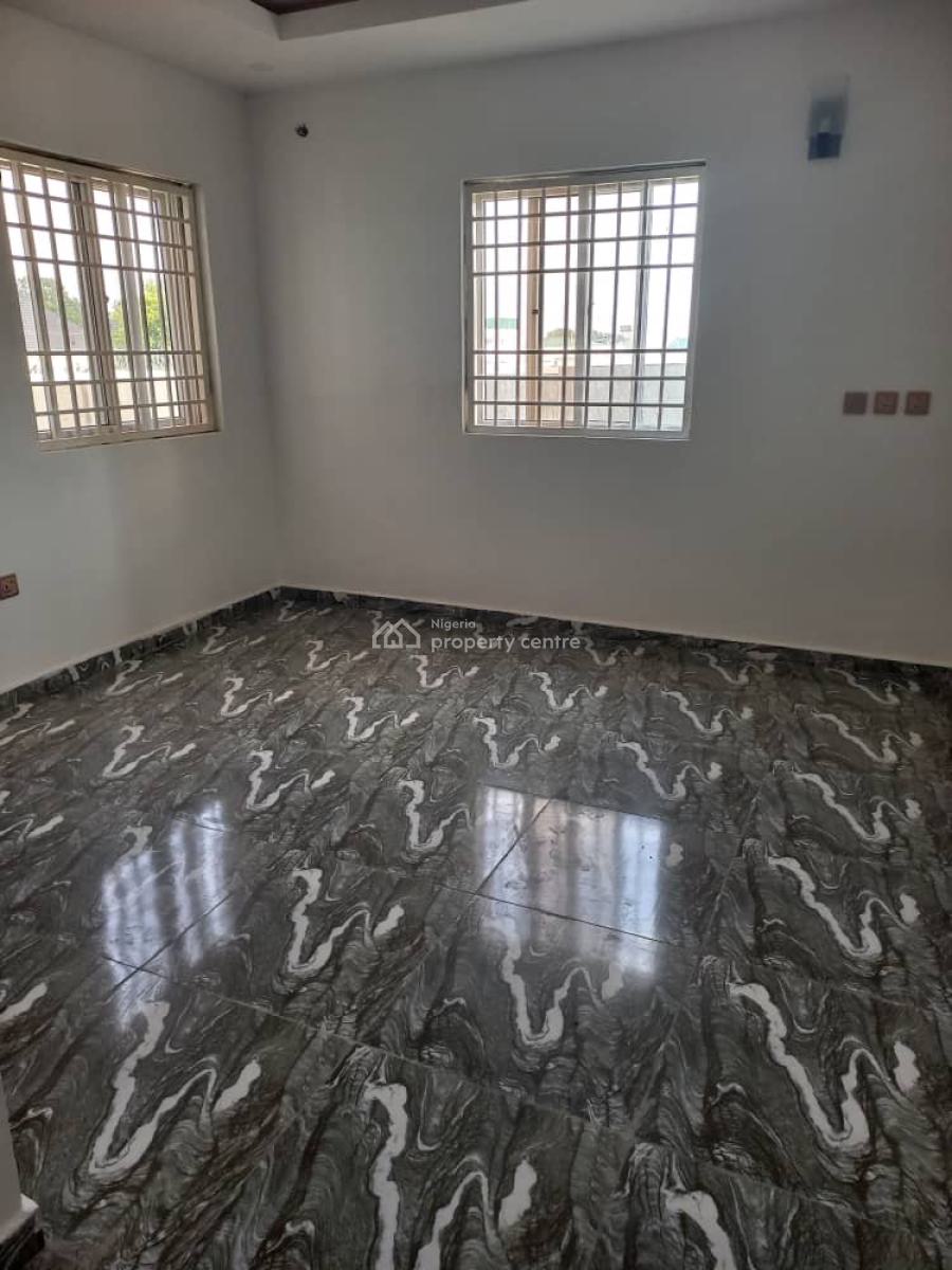 Excellent Spacious 3 Bedroom Apartment, By Magistrate Court, Life Camp, Abuja, Flat / Apartment for Rent