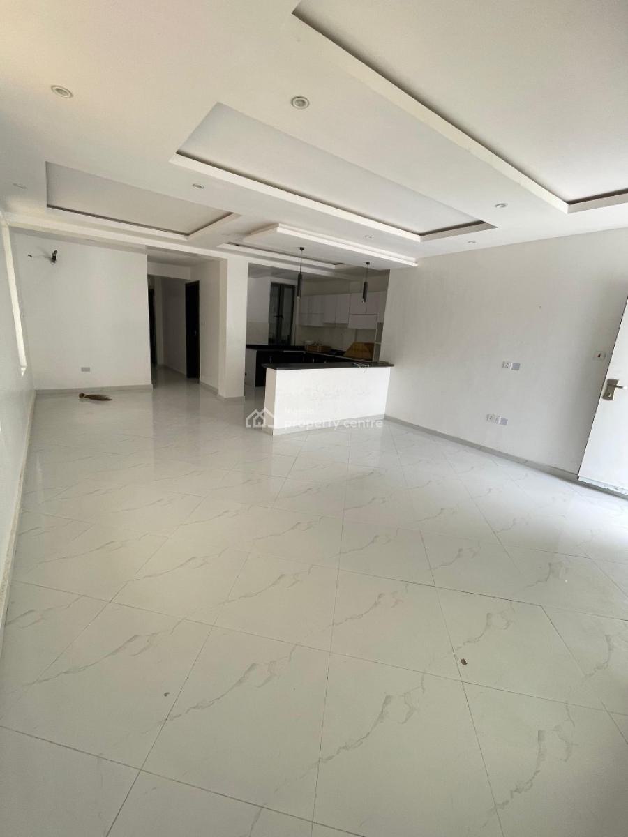Brand New 2 Bedrooms Apartment with a Gym in a Perfect Location, Chevron, Lekki, Lagos, Block of Flats for Sale