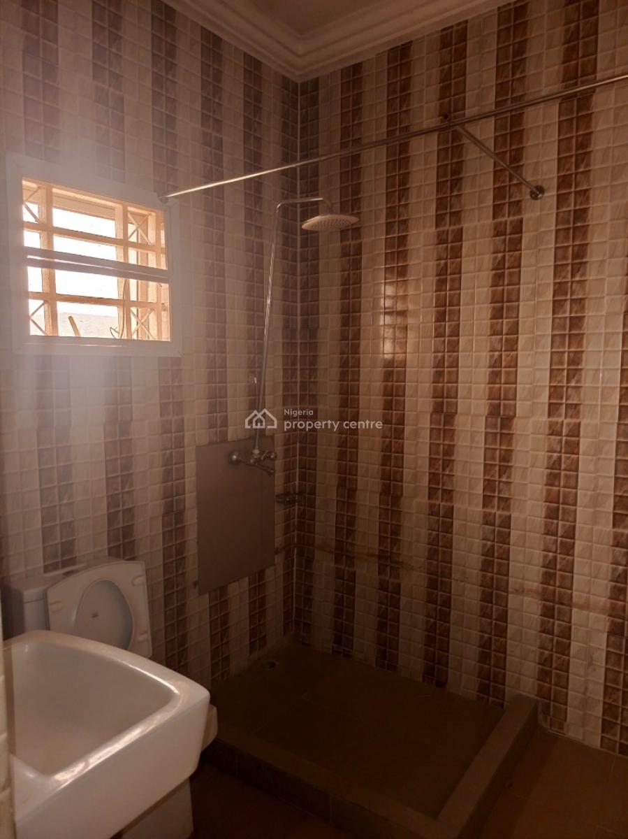 Specious 2 Bedroom Block of Flat, Jahi/katampe Road, Katampe, Abuja, Flat / Apartment for Rent