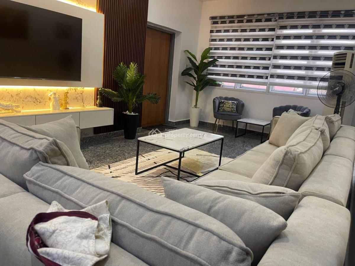 Cozy 3 Bedrooms Apartment, Oregun, Ikeja, Lagos, Flat / Apartment Short Let
