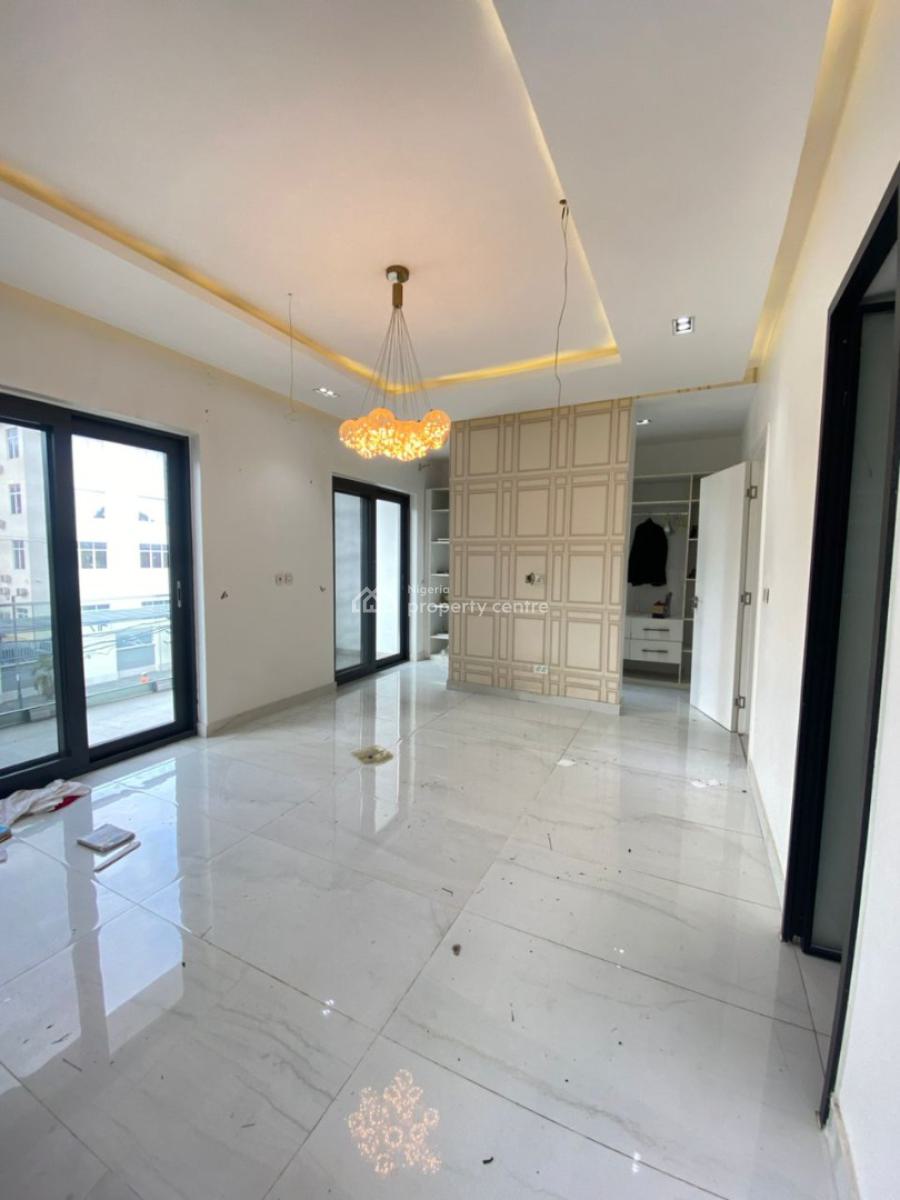5 En-suite Bedrooms.  6 Bathrooms 2-room Bqfully Fitted, Old Ikoyi, Ikoyi, Lagos, House for Sale