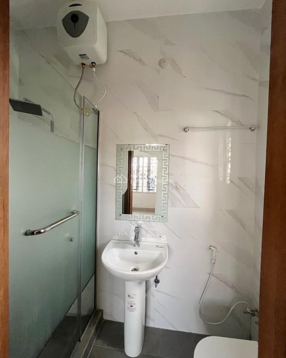 Newly Built 2 Bedroom Apartment, Lekki Phase 1, Lekki, Lagos, House for Rent