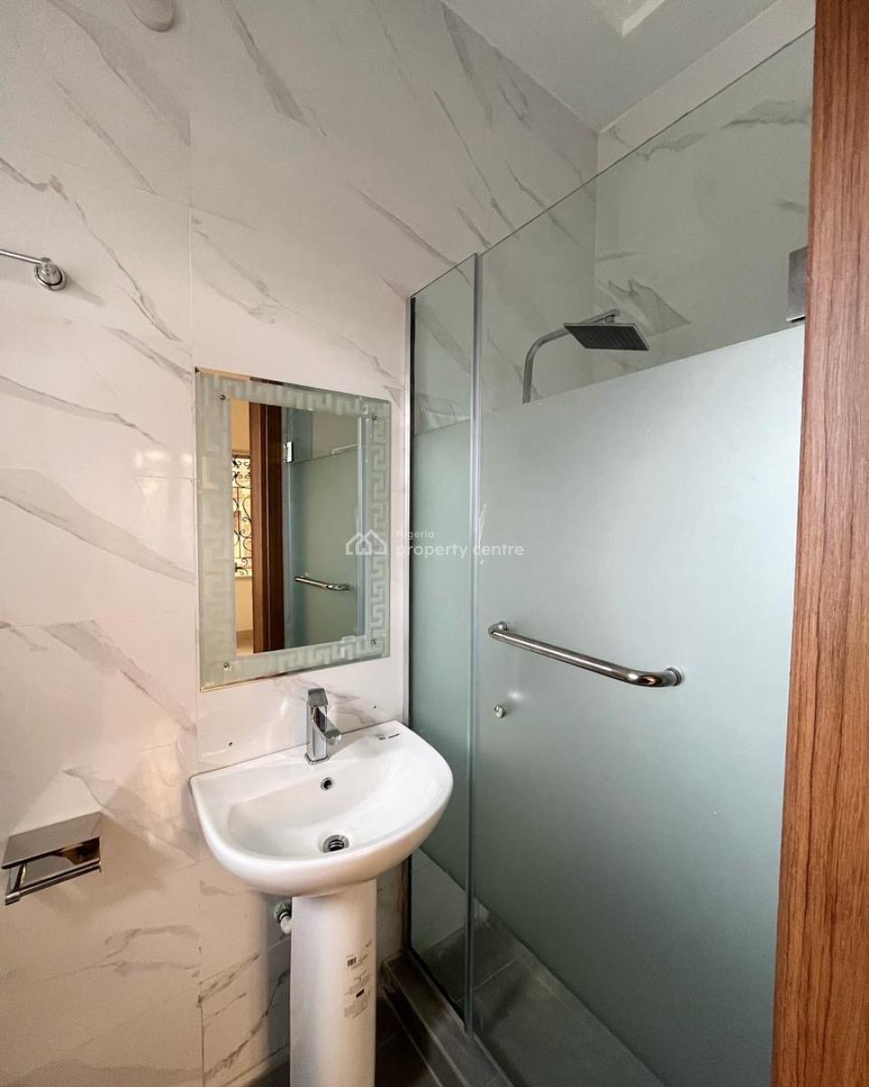 Newly Built 2 Bedroom Apartment, Lekki Phase 1, Lekki, Lagos, House for Rent