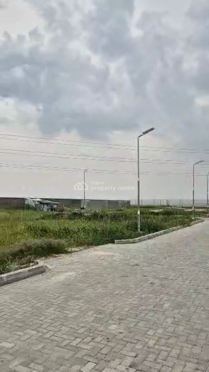 No. Waterfront Bare Land of Approximately 1,158sqm, Off 3rd Avenue, Banana Island, Ikoyi, Lagos, Residential Land for Sale