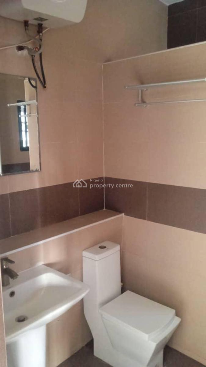 3 Bedroom Apartment with No Bq on The 2nd Floor, Victoria Island (vi), Lagos, Flat / Apartment for Rent