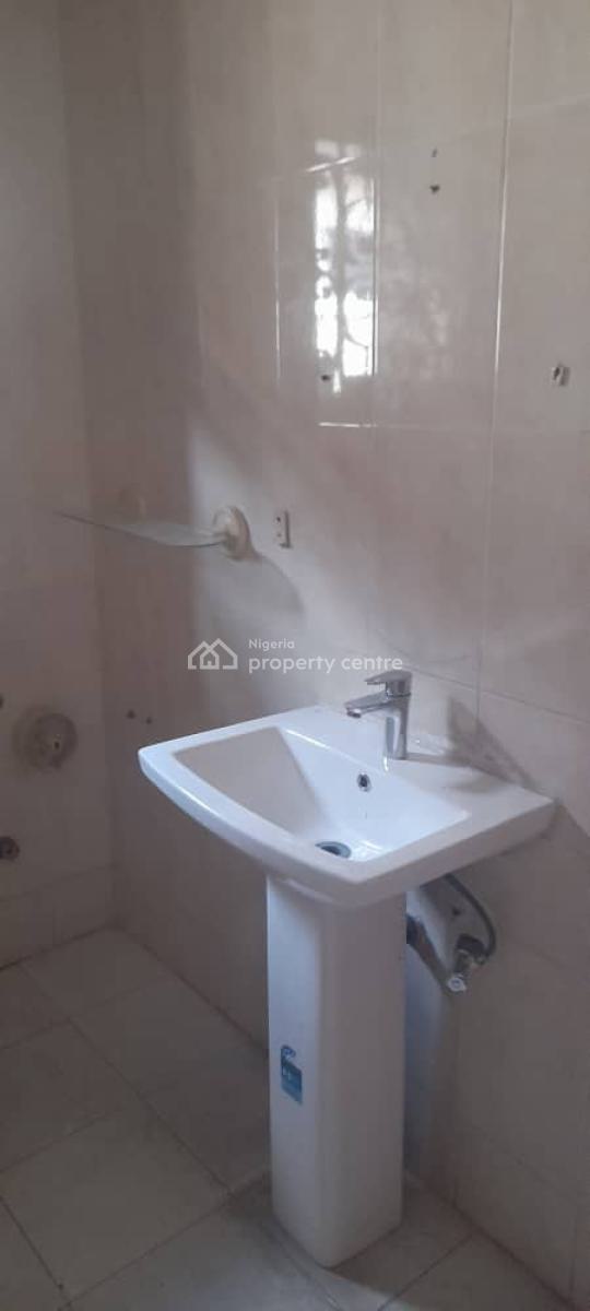 Tastefully Finished 3 Bedroom Apartment, Lekki Phase 1, Lekki, Lagos, Flat / Apartment for Rent
