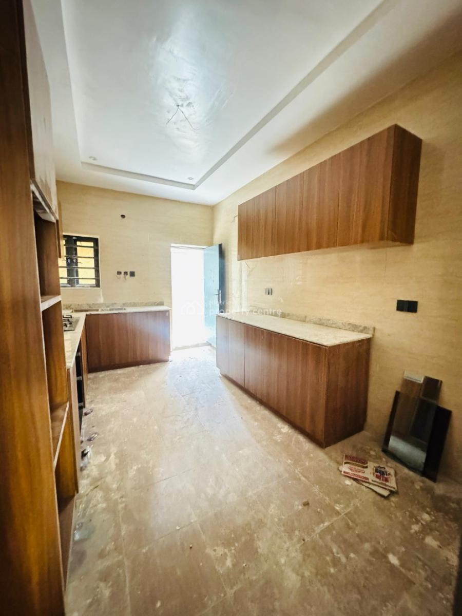 Elegant 4 Bedroom Semi Detached Duplex at Magodo, Magodo, Lagos, Semi-detached Duplex for Sale