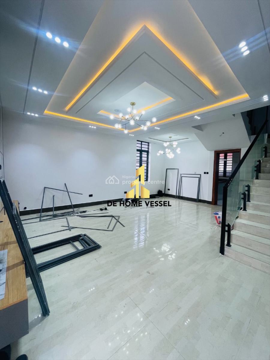 Beautifully Carved Luxury 5 Bedroom Detached Home with Bq, Lekki Phase 1, Lekki, Lagos, Detached Duplex for Sale