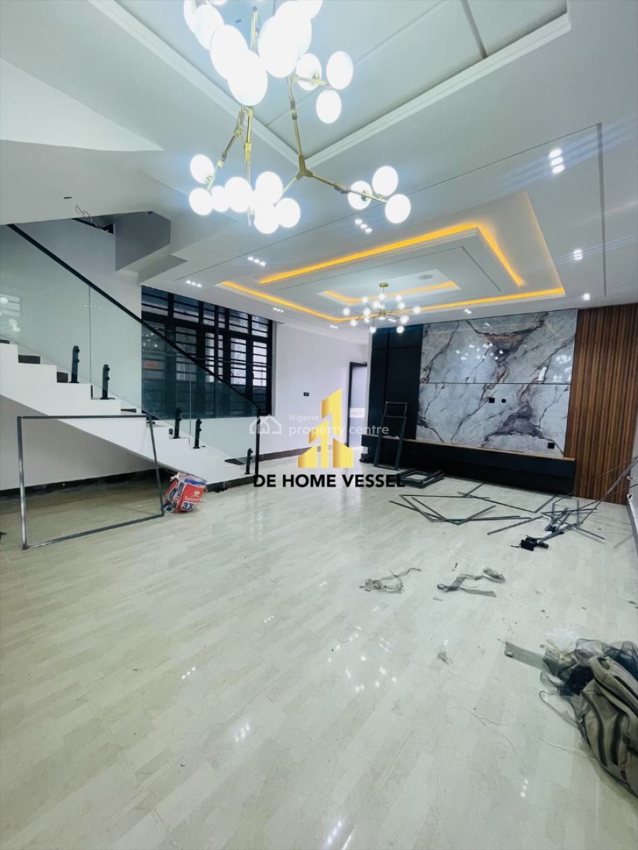 Beautifully Carved Luxury 5 Bedroom Detached Home with Bq, Lekki Phase 1, Lekki, Lagos, Detached Duplex for Sale