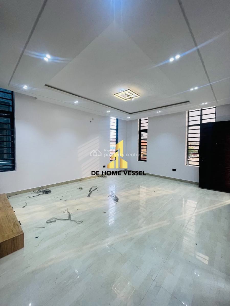 Beautifully Carved Luxury 5 Bedroom Detached Home with Bq, Lekki Phase 1, Lekki, Lagos, Detached Duplex for Sale