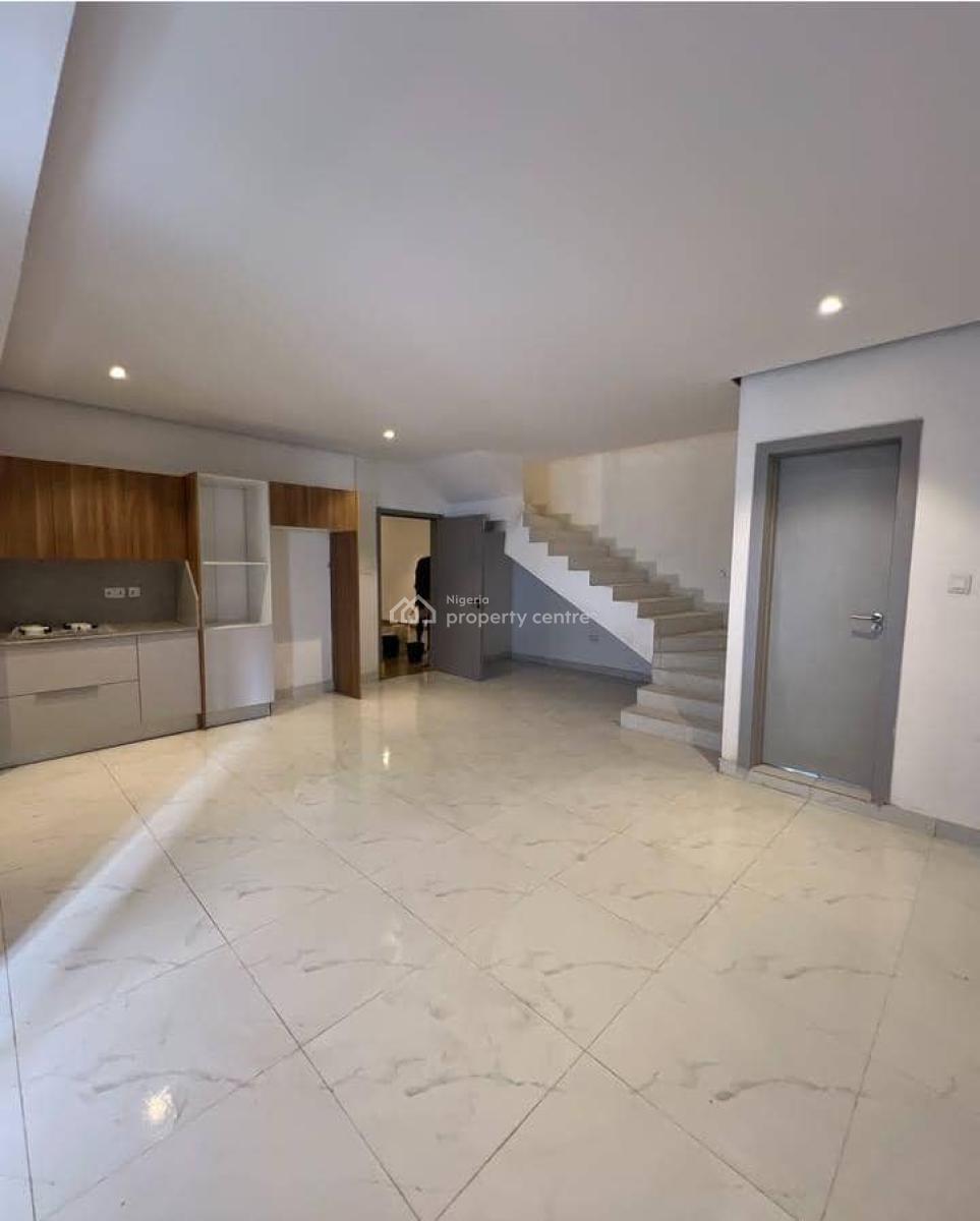 2 Bedroom Apartments, Lekki Phase 1, Lekki, Lagos, Flat / Apartment for Rent