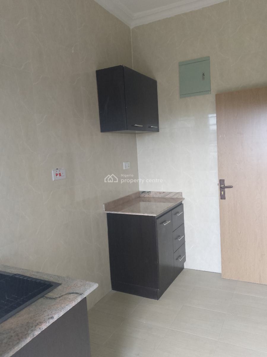 a Brand New 2 Bedroom, Mobil Road, Ilaje, Ajah, Lagos, Flat / Apartment for Rent