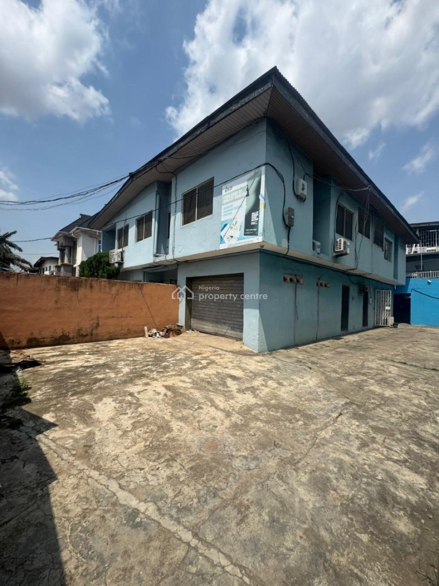 Land Measuring 684sqm with a Structure on Itconsistof 2unitof4bedroom, Adeniyi Jones, Ikeja, Lagos, Land for Sale