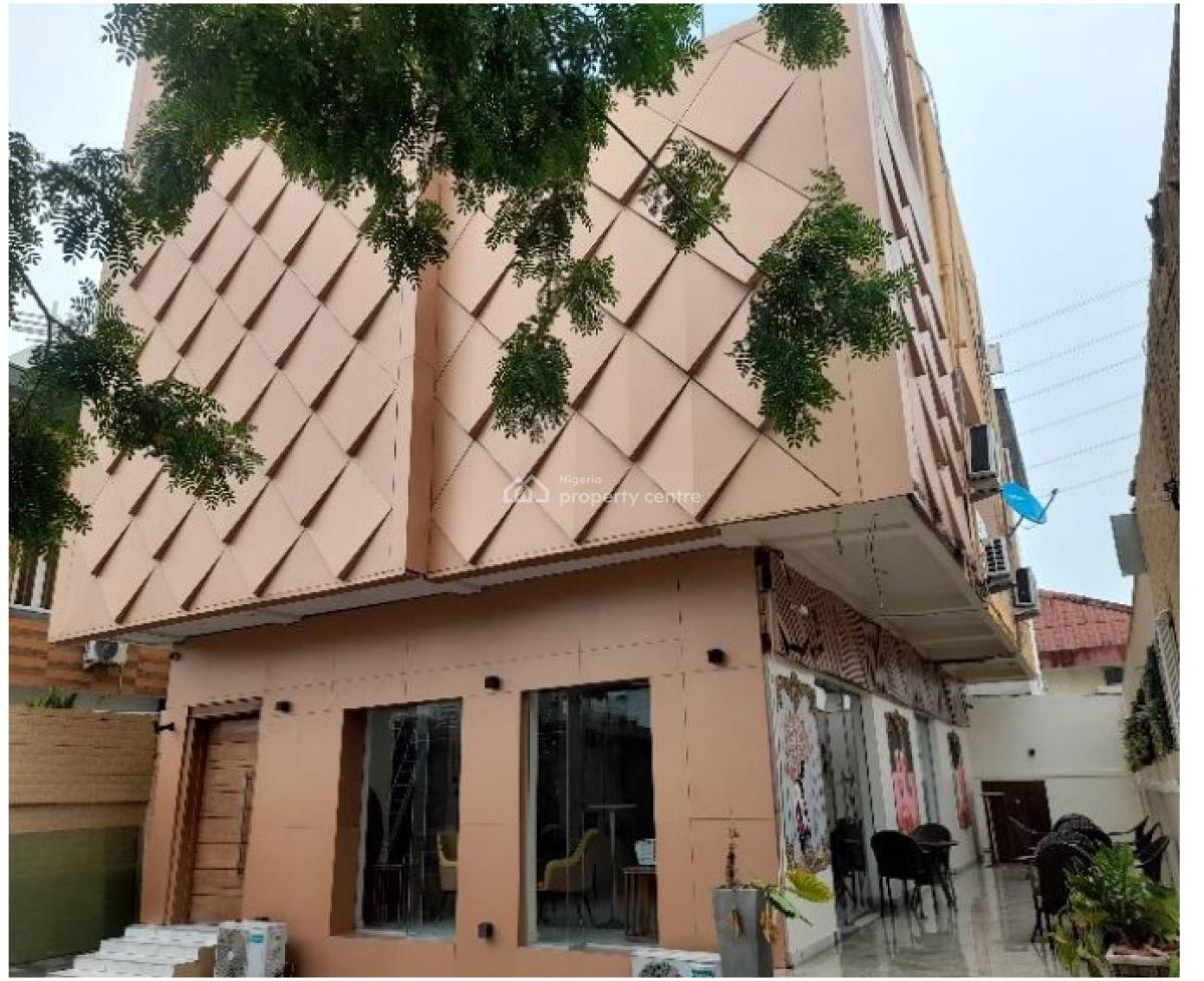 Functioning Mini Hotel with 10 Rooms, Off Admiralty Road, Lekki Phase 1, Lekki, Lagos, Hotel / Guest House for Sale