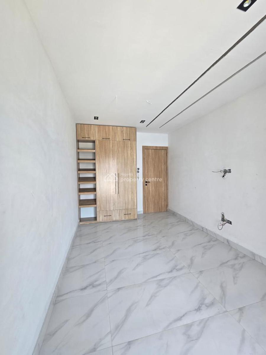 Luxury 2 Bedrooms Apartment with Elevator, Pool + Bq, Lekki Phase 1, Lekki, Lagos, Flat / Apartment for Sale