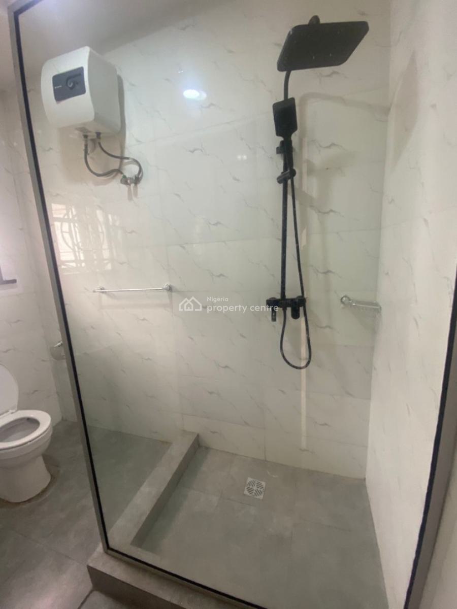 Serviced 2 Bedroom Apartment, Lekki Phase 1, Lekki, Lagos, Flat / Apartment for Rent