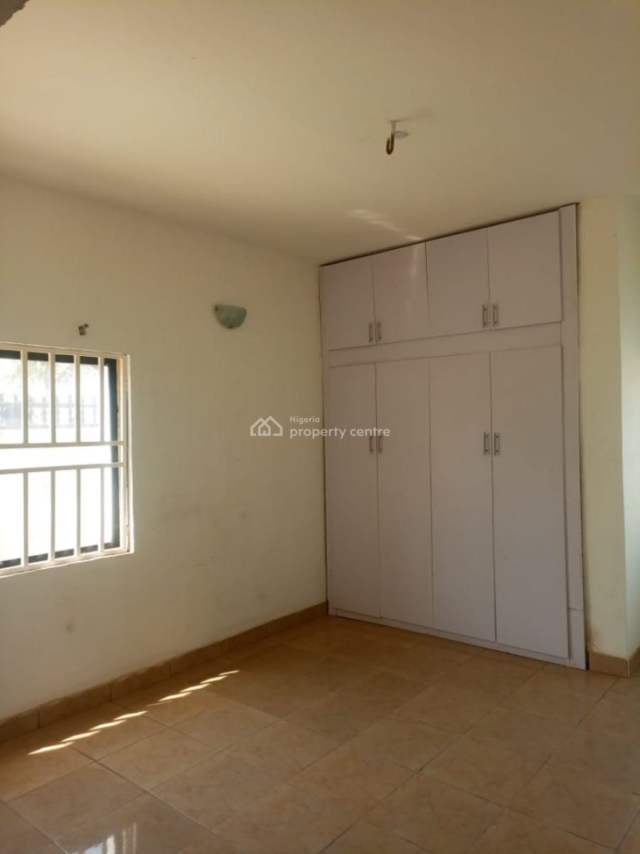 Spacious 3 Bedroom Flat, Idris Gidado Way, Wuye, Abuja, Flat / Apartment for Rent