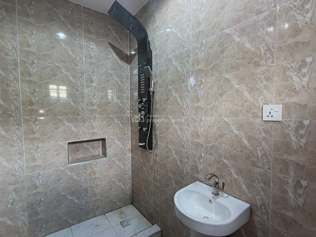2 Bedroom Flat, Leadway Estate Erunwen, Ikorodu, Lagos, Flat / Apartment for Rent